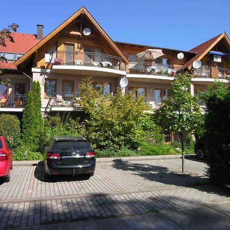 Studio In Balatonlelle 33519 外观 照片