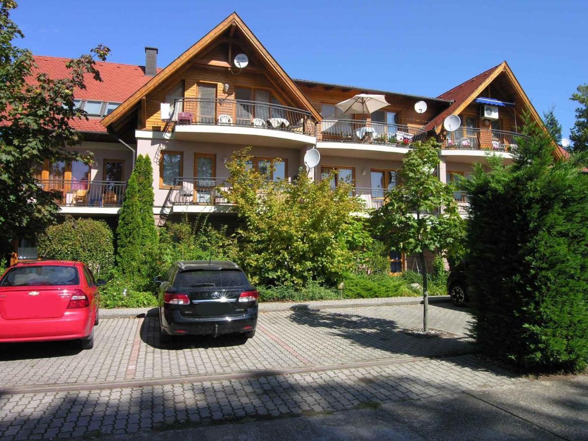 Studio In Balatonlelle 33519 外观 照片