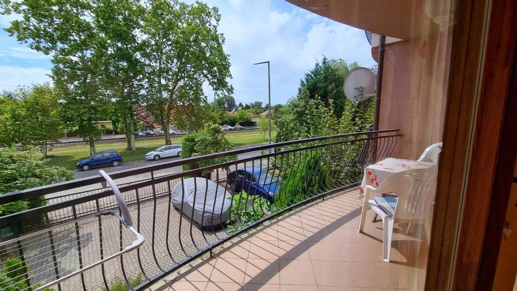 Studio In Balatonlelle 33519 外观 照片